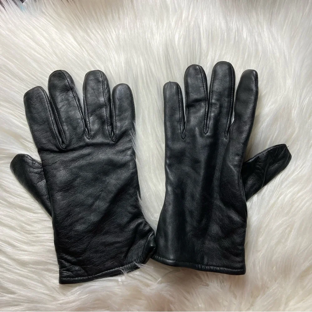 NWOT Women’s Black Leather Winter Snow Gloves